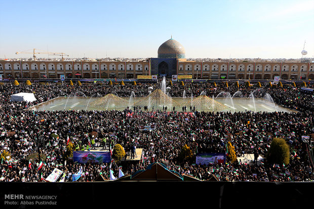 İsfahan’daki 11 Şubat yürüyüş töreninden görüntüler