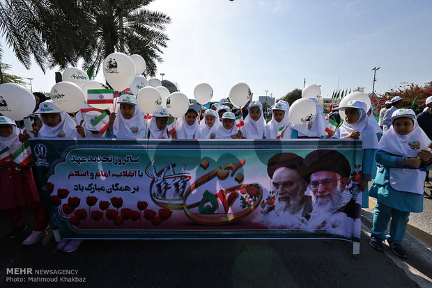 راهپیمایی یوم الله ۲۲ بهمن در جزیره کیش