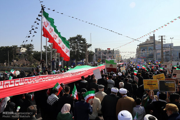 راهپیمایی یوم الله ۲۲ بهمن در قم