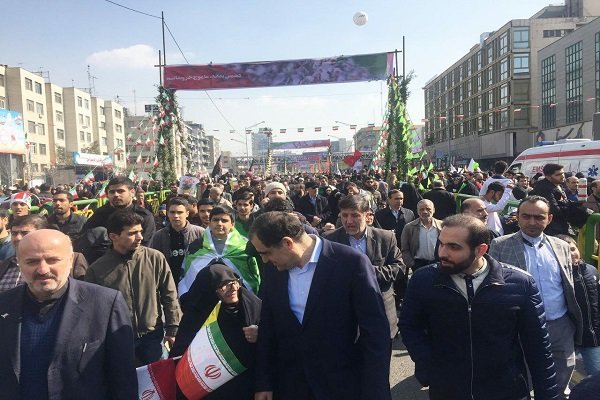 مشاركة المسؤولين الايرانيين في مسيرة 22 بهمن