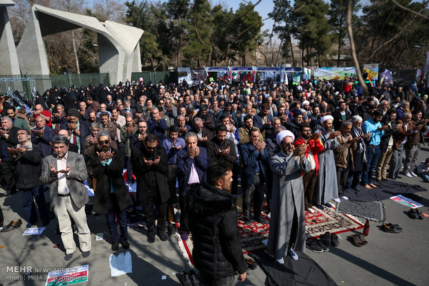 راهپیمایی تماشایی بیست و دوم بهمن -۱