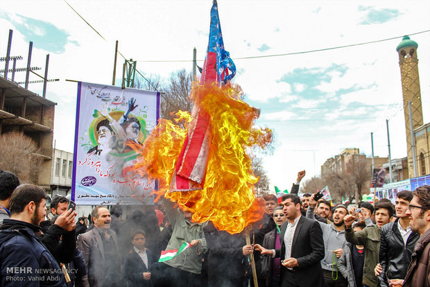راهپیمایی یوم الله ۲۲ بهمن در تبریز