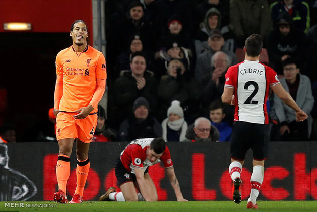 دیدار تیم های فوتبال ساوتهمپتون و لیورپول