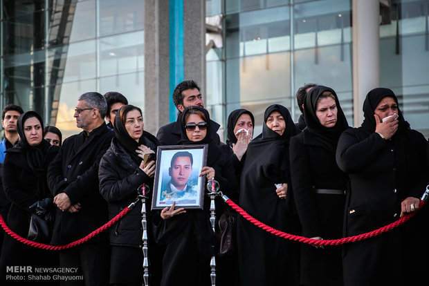 وصول جثامين شهداء حادثة ناقلة النفط "سانتشي" الى طهران