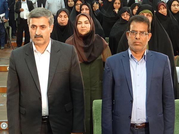 خیرین مدرسه ساز در تجهیزکردن مدارس مشارکت کنند