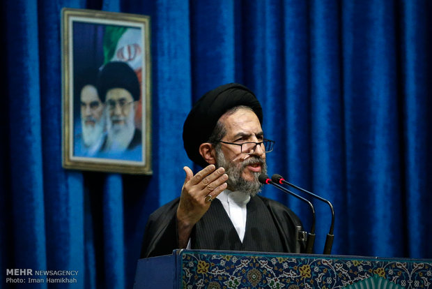 خطيب طهران: الاستراتيجية النهائية للجمهورية الإسلامية هي منع وقوع الحرب في المنطقة