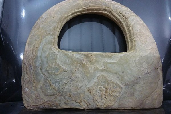یک رکاب عتیقه ۴۵۰۰ ساله در جیرفت کشف شد
