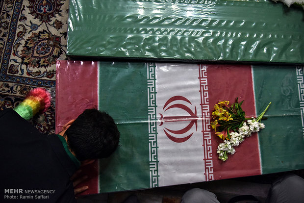 پیکرشهدای گمنام دفاع مقدس و مدافع حرم در مشهد تشییع می شود