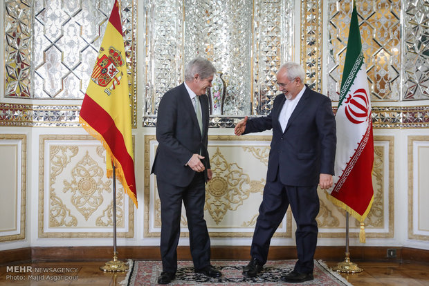 Zarif meets with Spanish counterpart in Tehran