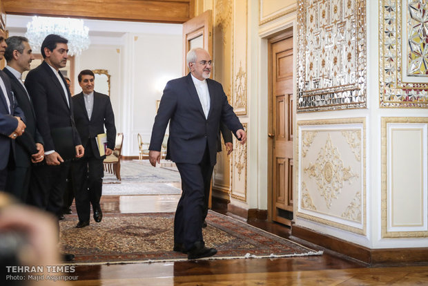 Zarif meets Spanish counterpart in Tehran