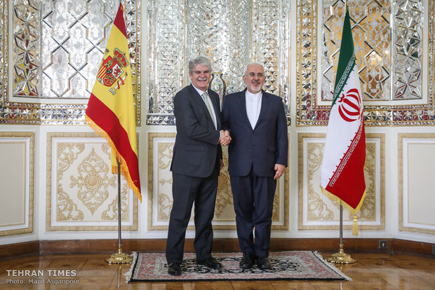 Zarif meets Spanish counterpart in Tehran