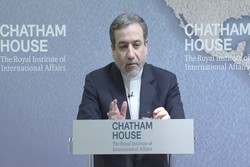 عراقجي يحذر من انسحاب طهران من الاتفاق النووي