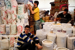 لزوم ثبت انبار کالاهای اساسی در استان قزوین