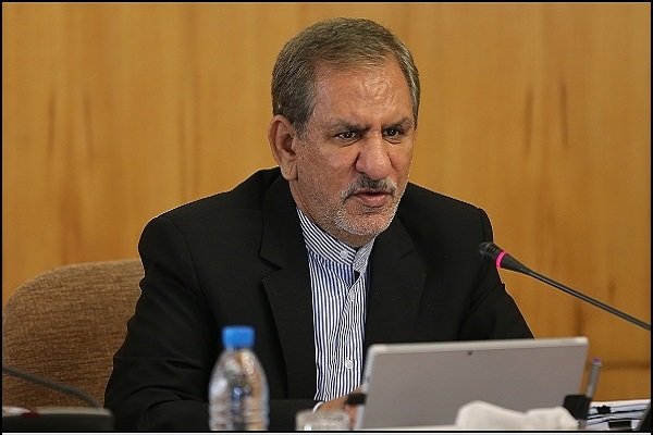 جهانگیری:ارز با نرخ ۴۲۰۰ تومان موجب تثبیت شرایط اقتصادی خواهد شد