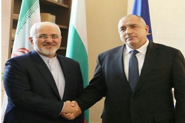 Zarif, Bulgaristan Başbakanı ile görüştü