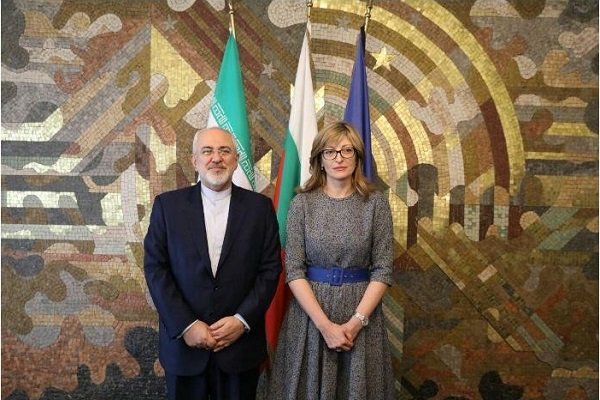 Zarif, Bulgarian FM discuss ways to practice agreements