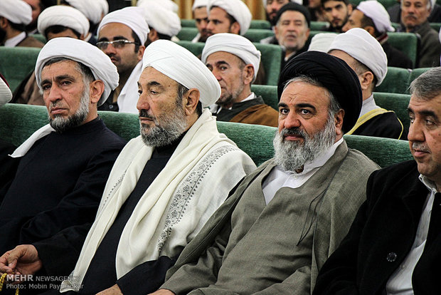 ایران کے شہر سنندج میں شیعہ اور سنی علماء کا اجلاس