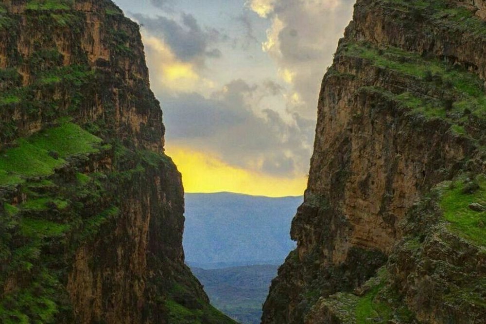 سفر به تمدن غرب ایران/ طبیعت و تاریخ را باهم نظاره کنید