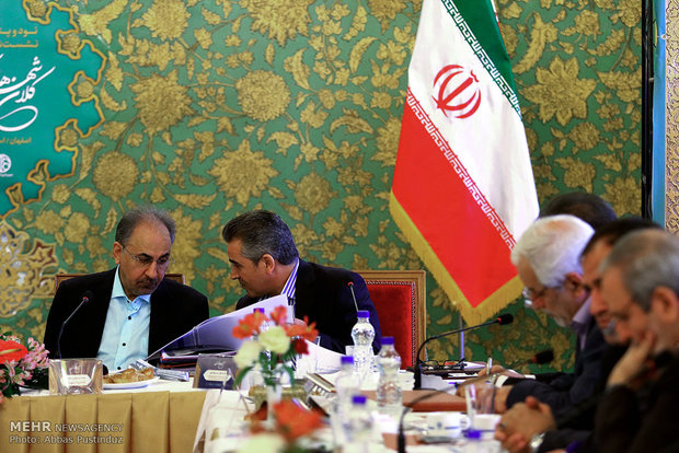  نود و پنجمین نشست شهرداران کلانشهرهای کشور در اصفهان