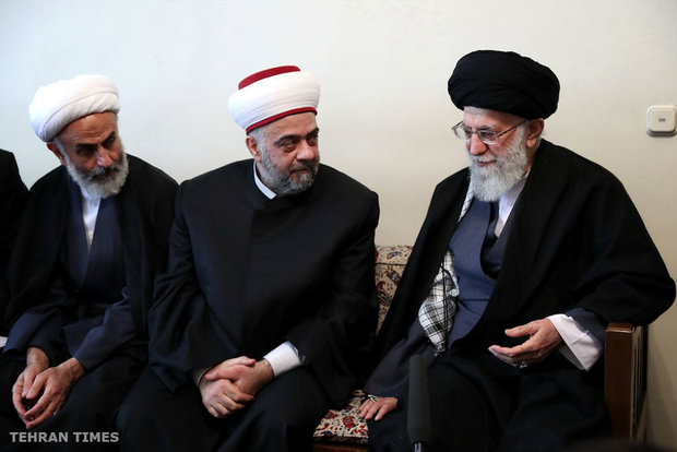 Ayatollah Khamenei meet with Syrian Minister of Endowment