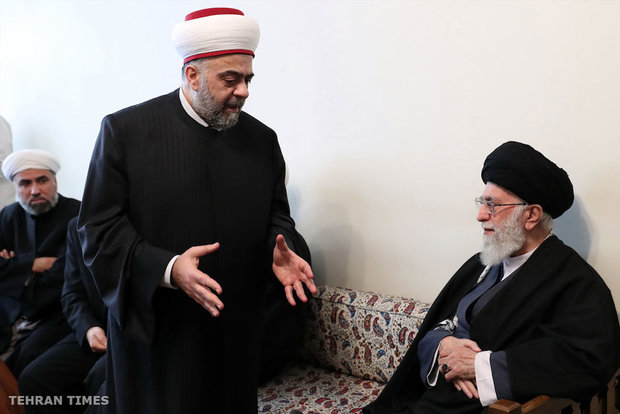 Ayatollah Khamenei meet with Syrian Minister of Endowment