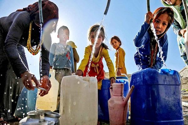 مشکل آب رسانی به روستاهای سادات محمودی شهرستان دنا حل شد