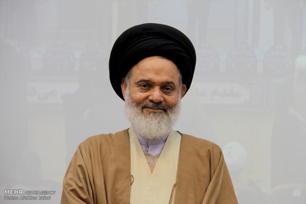 منتدى "سيدة الشمس" في محافظة كلستان شمالي ايران