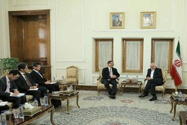 Iran calls on US, Europe to scrap nuclear arms, missiles
