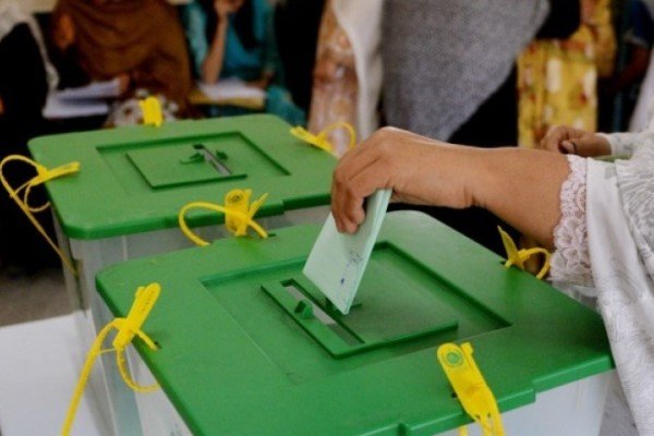 حزب «مسلم لیگ پاکستان» اکثریت کرسی های سنا را به خود اختصاص داد