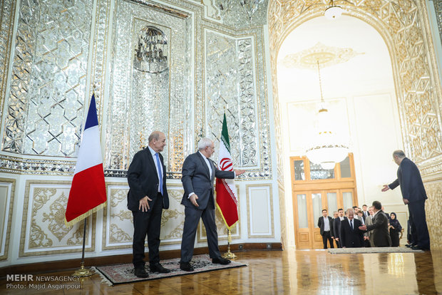 Iran, French FM meeting in Tehran