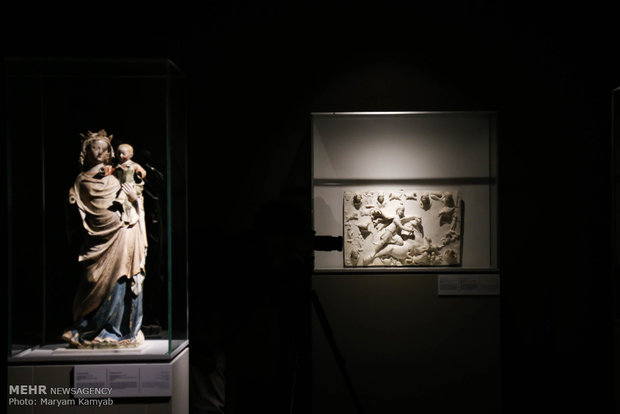 Louvre exhibition opens in Tehran in historic deal