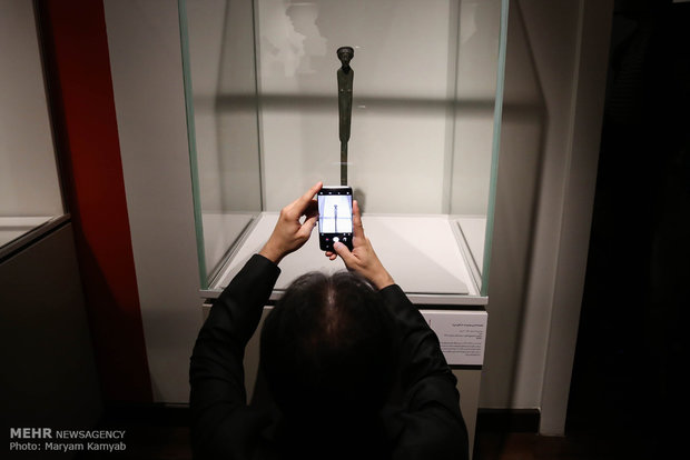 Louvre exhibition opens in Tehran in historic deal