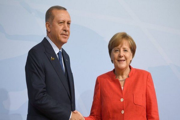 مرکل: احدی به بی‌ثباتی اقتصادی در ترکیه علاقه‌مند نیست
