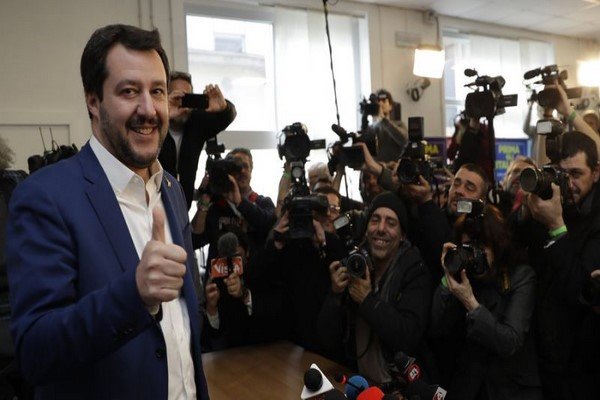 «سالوینی» طرح برگزاری انتخابات زودهنگام در ایتالیا را تکذیب کرد