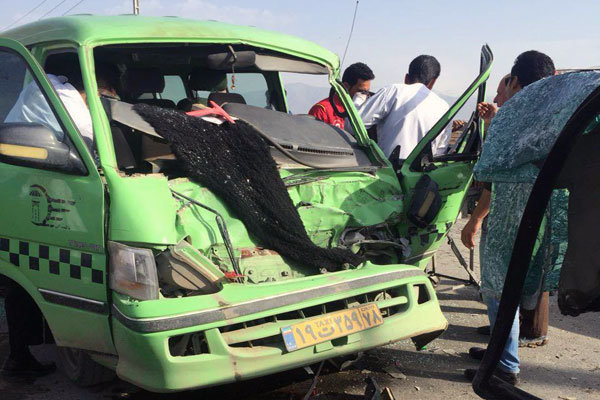 مرگ ۳۵ تن و مجروح شدن بیش از ۱۰۰۰ نفر در ۴۸ ساعت گذشته در جاده‌ها