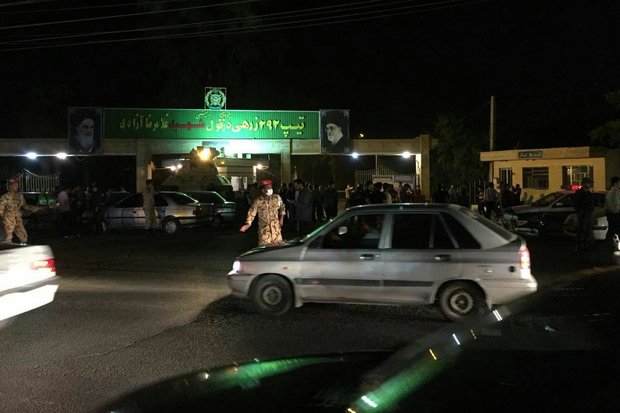 آتش سوزی در زاغه مهمات تیپ ۲۹۲ زرهی دزفول / وحشت مردم از انفجار/ آتش نشانان در تلاش برای مهار آتش سوزی 1 پایگاه خبری ججین آتش سوزی مهمات - کراپشده