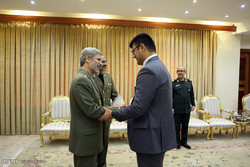 Iran, Afghanistan defense officials meet in Tehran