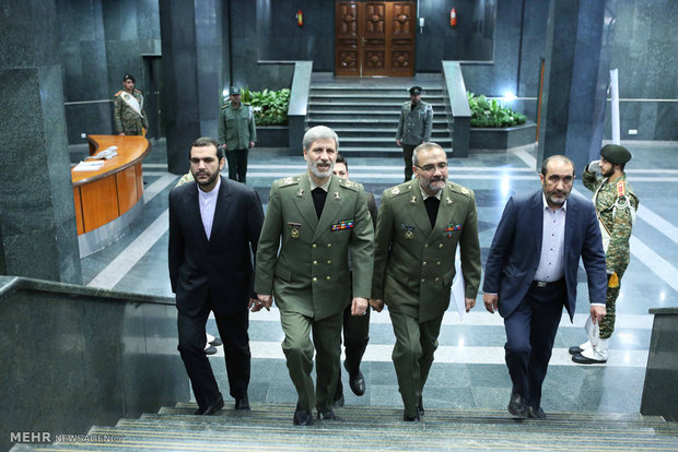 Iran, Afghanistan defense officials meet in Tehran