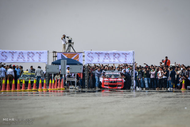 İran'daki ralli yarışlarından kareler