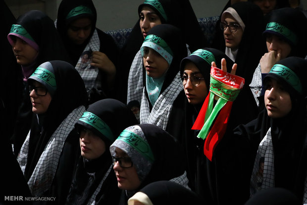 دیدار نوجوانان و جوانان عازم اردو راهیان نور با رهبر انقلاب