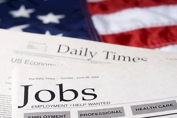 رشد مشاغل آمریکا کند شد / نرخ بیکاری کاهش یافت