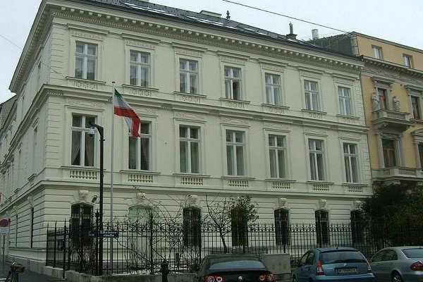 Knife attacker killed outside Iranian ambassador's Vienna home