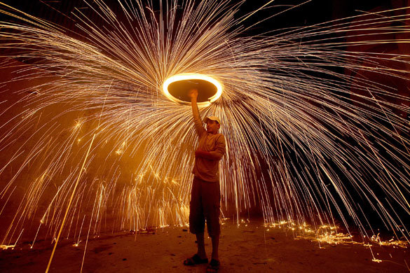 Chaharshanbe Suri, eve of last Wednesday before Nowruz