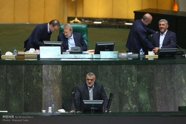 İran Meclisi'nde Tarımcılık Bakanı hakkında gensoru oturumu