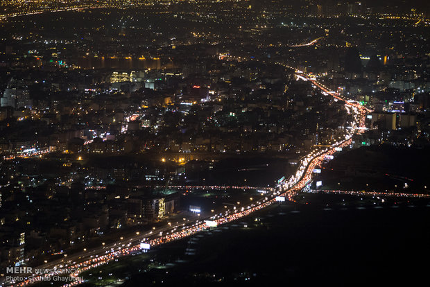 Nevruz Bayram alışverişi Tahran caddelerini doldurdu