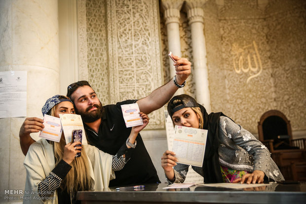 رای دهندگان انتخابات 96