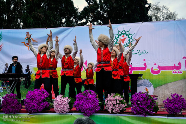 جشنواره نوروزخوانی اقوام ساکن در گرگان