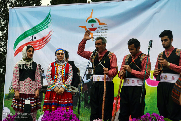 جشنواره نوروزخوانی اقوام ساکن در گرگان