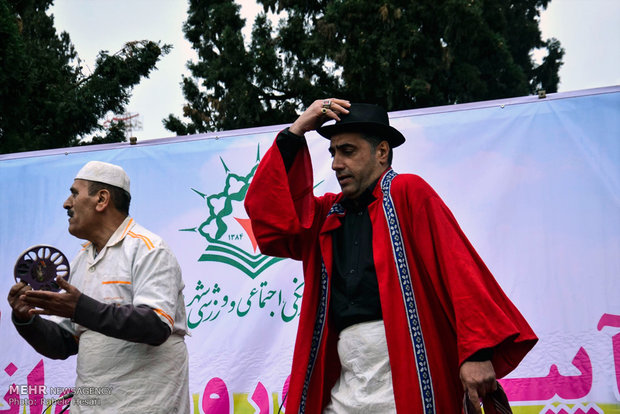 جشنواره نوروزخوانی اقوام ساکن در گرگان
