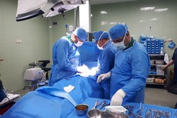 ربات ها سرطان های پیشرفته را در مرکز درمانی کیش جراحی می کنند